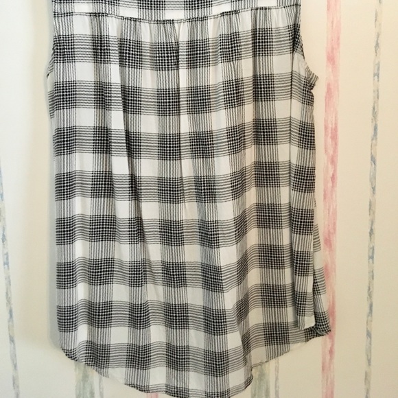 IN GROUP LISTING - Picture 4 of 8